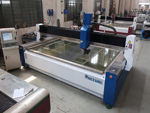 2000 * 1500mm 380 MPA abrasif trempé et feuilleté verre haute pression CNC machine de découpe au jet d'eau