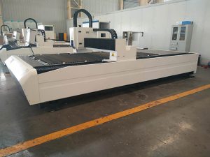 500 W 1000 W 2000 W en acier inoxydable en acier au carbone fer en métal fibre laser coupe prix de la machine pour le prix usine 3ans warrty