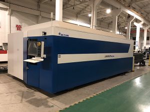 Haute qualité en métal en acier inoxydable fer feuille conseil portable cnc fibre laser machine de découpe prix