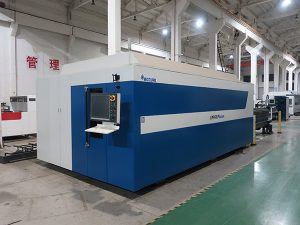 découpeuse d'acier au carbone de laser de fibre